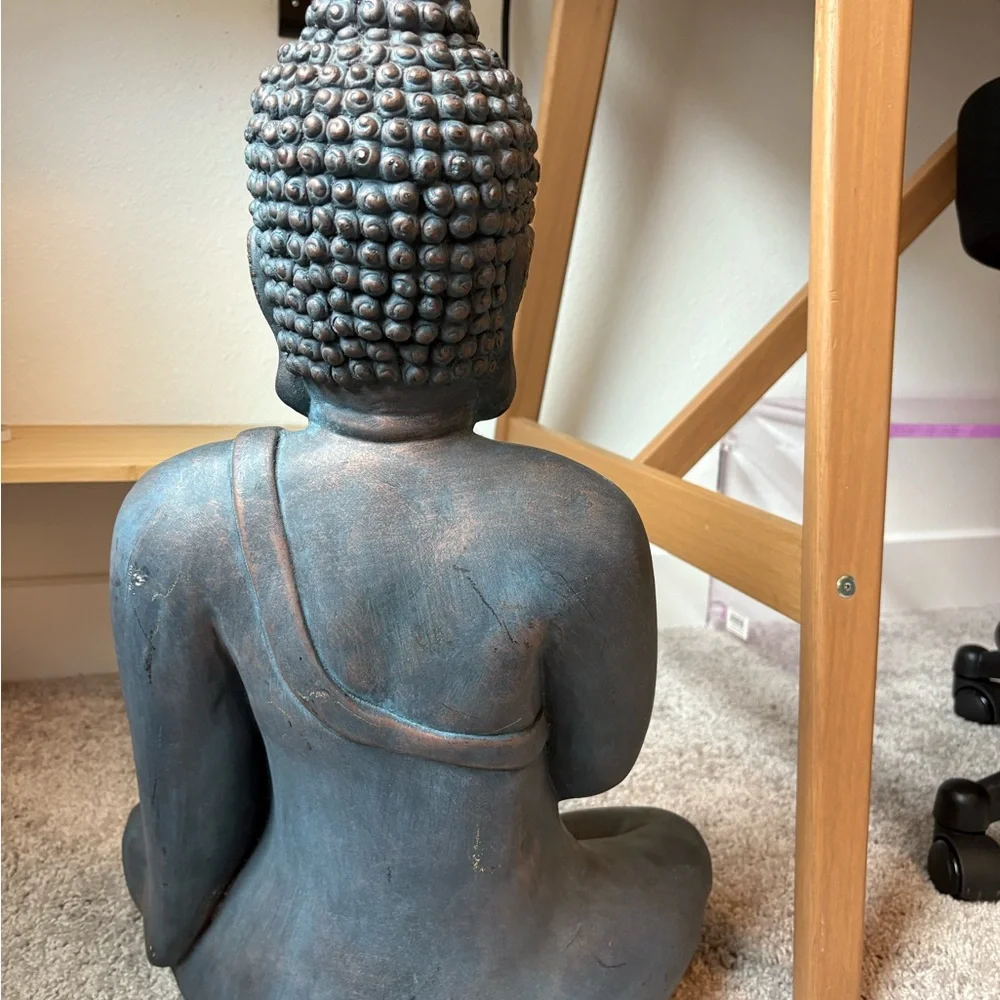 ✨ Tranquil 24” Buddha Statue ✨ - Picture 3 of 3